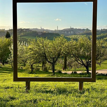 Agriturismo La Corte Del Sole Siena Zewnętrze zdjęcie