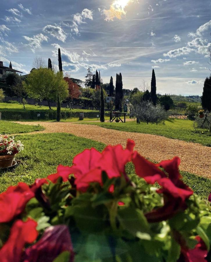 Agriturismo La Corte Del Sole Siena Zewnętrze zdjęcie