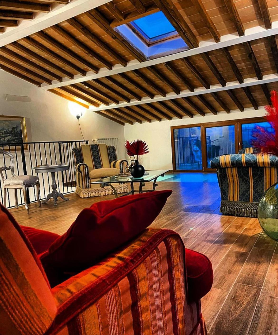 Agriturismo La Corte Del Sole Siena Zewnętrze zdjęcie