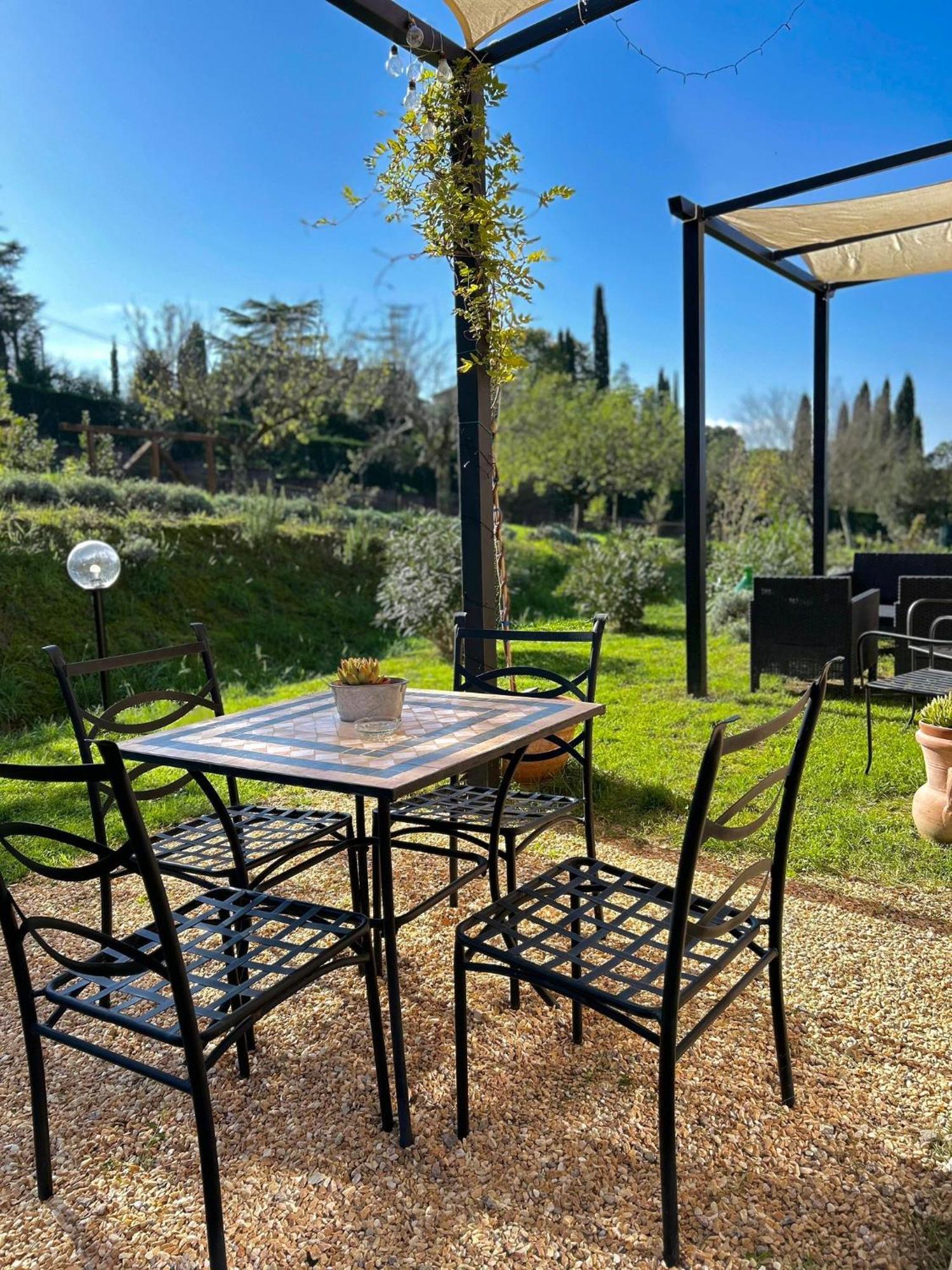 Agriturismo La Corte Del Sole Siena Zewnętrze zdjęcie